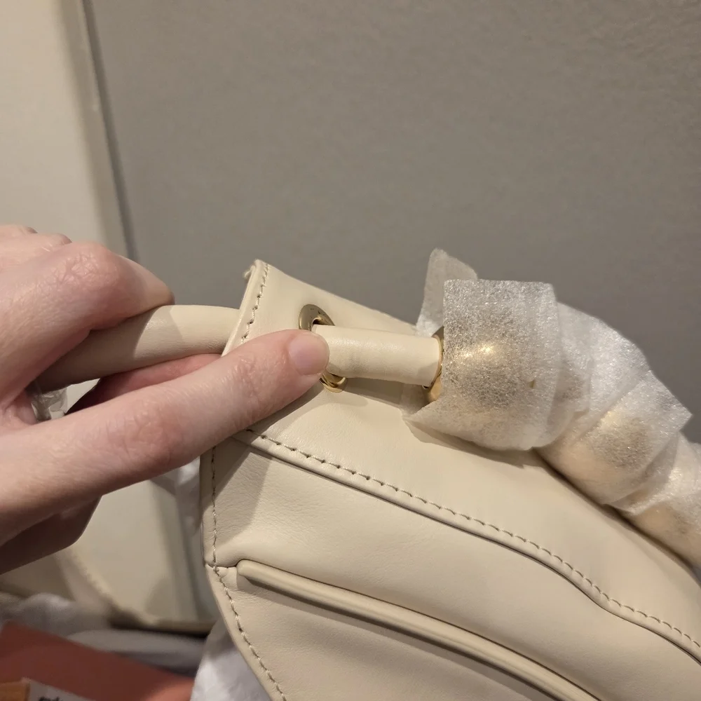 Cult Gaia Zabelle Leather Shoulder Bag  Off-white New With Tags - Picture 7 of 9